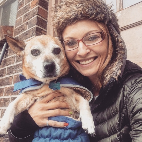 Meet your Posher, Erica - Picture 1 of 1